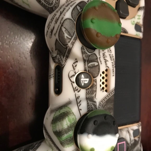 Money PS4 controller sleeve custom - Picture 7 of 7